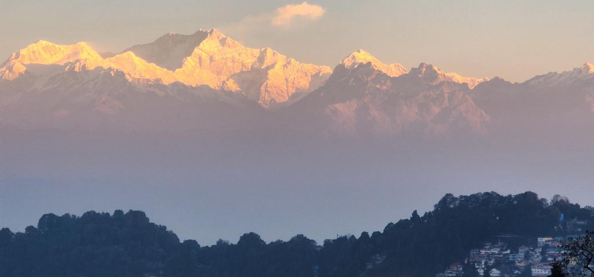 Veronica Alpina Mountain View Home Darjeeling  Exterior photo